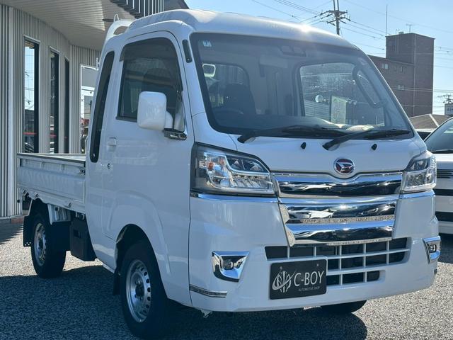 ハイゼットトラック ジャンボSAIIIt 純正6.8インチディスプレイオーディオ ブルートゥース ETC車載器 スマートアシストIII アッパーメンバーガード クリアランスソナー 荷台ゴムマット 4WD キーレス LEDヘッドライト(7枚目)