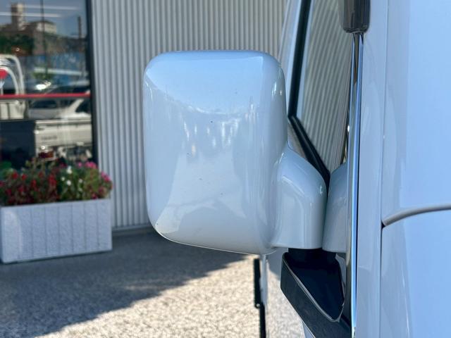 ハイゼットトラック ジャンボSAIIIt 純正6.8インチディスプレイオーディオ ブルートゥース ETC車載器 スマートアシストIII アッパーメンバーガード クリアランスソナー 荷台ゴムマット 4WD キーレス LEDヘッドライト(37枚目)