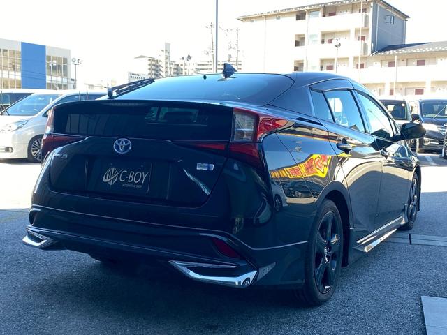 プリウス Sツーリングセレクション・ブラックエディション 純正9インチSDナビ フルセグ地デジTV ブルートゥース パノラミックビューパッケージ モデリスタエアロキット プリクラッシュセーフティ レーダークルーズコントロール ソフトレザーシート トノカバー(9枚目)