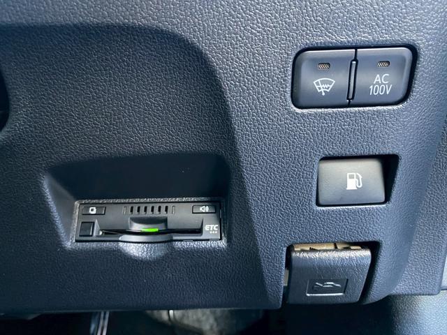 プリウス Sツーリングセレクション・ブラックエディション 純正9インチSDナビ フルセグ地デジTV ブルートゥース パノラミックビューパッケージ モデリスタエアロキット プリクラッシュセーフティ レーダークルーズコントロール ソフトレザーシート トノカバー(30枚目)