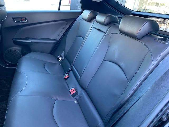 プリウス Sツーリングセレクション・ブラックエディション 純正9インチSDナビ フルセグ地デジTV ブルートゥース パノラミックビューパッケージ モデリスタエアロキット プリクラッシュセーフティ レーダークルーズコントロール ソフトレザーシート トノカバー(41枚目)