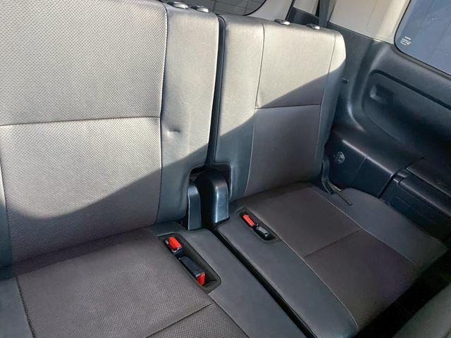 エスクァイア ハイブリッドGi アルパイン10インチナビ フルセグ地デジTV ブルートゥース バックカメラ ビルトインETC 純正エアロ ローダウン アルパインフリップダウンモニター ソフトレザーシート 置くだけ充電 シートヒーター(43枚目)