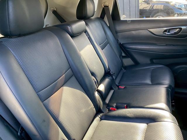 エクストレイル 20XブラクエクストリーマXエマージェンシブレーキP 純正8インチSDナビ フルセグ地デジTV ブルートゥース バックカメラ ビルトインETC カブロンシート シートヒーター 7人乗り エマージェンシーブレーキ アイドリングストップ LEDヘッドライト(38枚目)