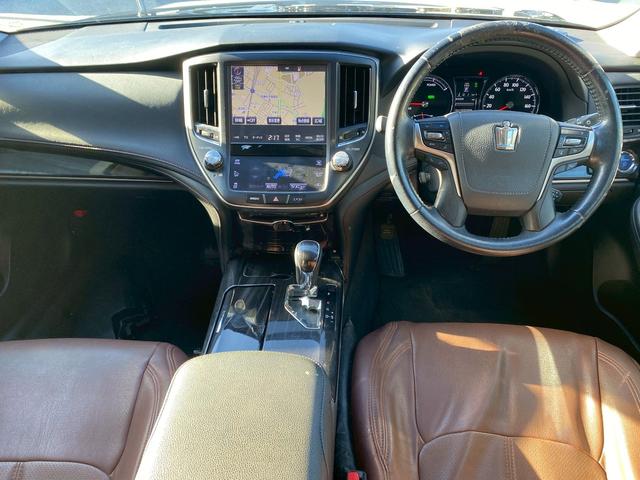 クラウンハイブリッド アスリートS 純正SDマルチ フルセグ地デジTV ブルートゥース ブルーレイ再生 ビルトインETC バックカメラ プリクラッシュセーフティ レーダークルーズコントロール サンルーフ パワーシート シートヒーター(14枚目)