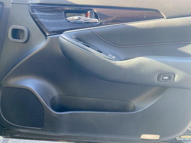 クラウンハイブリッド アスリートS 純正SDマルチ フルセグ地デジTV ブルートゥース ブルーレイ再生 ビルトインETC バックカメラ プリクラッシュセーフティ レーダークルーズコントロール サンルーフ パワーシート シートヒーター(28枚目)