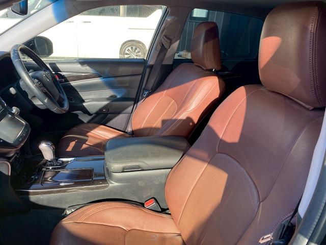 クラウンハイブリッド アスリートS 純正SDマルチ フルセグ地デジTV ブルートゥース ブルーレイ再生 ビルトインETC バックカメラ プリクラッシュセーフティ レーダークルーズコントロール サンルーフ パワーシート シートヒーター(32枚目)