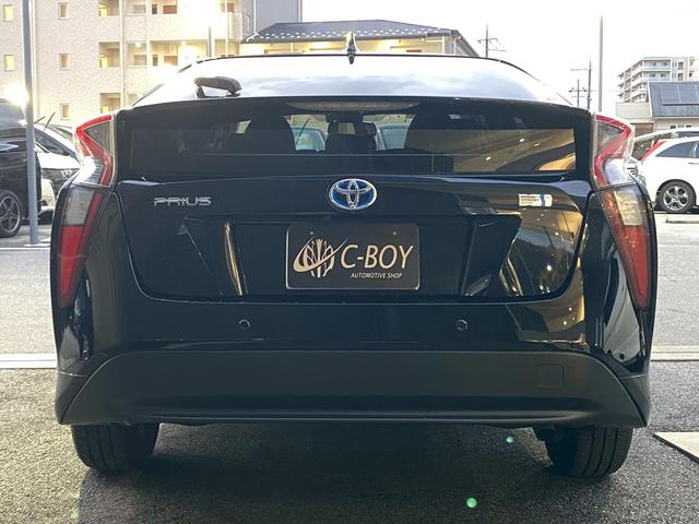 プリウス Sセーフティプラス ワンオーナー 純正SDナビ ワンセグTV ブルートゥース バックカメラ プリクラッシュセーフティ レーダークルーズコントロール クリアランスソナー ビルトインETC パーキングアシスト 革巻ハンドル(10枚目)