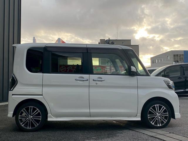 タント カスタムRS トップエディションSAIII 純正8インチナビ フルセグ地デジTV ブルートゥース HDMI&USB入力 ETC車載器 ステアリングリモコン バックカメラ LEDヘッドライト ハーフレザーシート 運転席シートヒーター(8枚目)