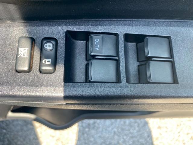 ヴィッツ RS G’s カロッツェリアナビ ETC ミッション車 地デジ ブルートゥース キーレスエントリー ディスチャージヘッドライト 社外マフラー(24枚目)