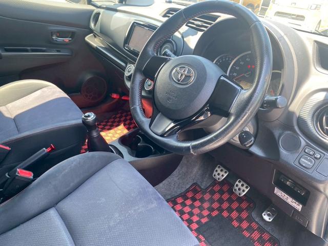 ヴィッツ RS G’s カロッツェリアナビ ETC ミッション車 地デジ ブルートゥース キーレスエントリー ディスチャージヘッドライト 社外マフラー(26枚目)