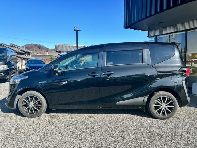 シエンタ ハイブリッド　ファンベースＧ　ユーザー買取車　ワンオーナー　純正ＳＤナビ　フルセグ地デジＴＶ　ブルートゥース　ビルトインＥＴＣ　バックカメラ　ＵＳＢ電源　プリクラッシュセーフティ　クルーズコントロール　ＬＥＤヘッドライト（12枚目）