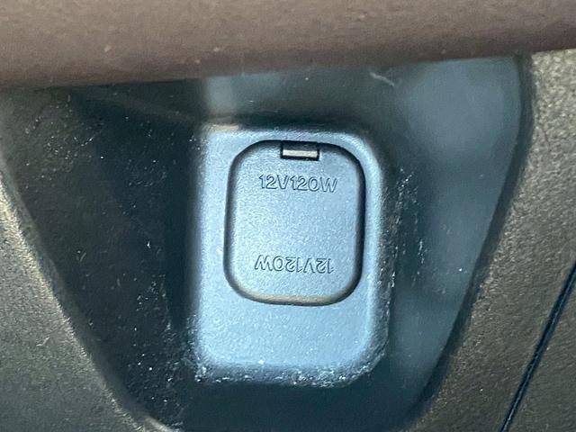 ＣＸ－８ ＸＤ　Ｌパッケージ　ワンオーナー　マツダコネクトナビ　ブルートゥース　ＤＶＤキット付き　ブルートゥース　クルーズコントロール　シートヒーター　ステアリングリモコン　シートクーラー　パノラマモニター　ＥＴＣ　パワーシート（47枚目）