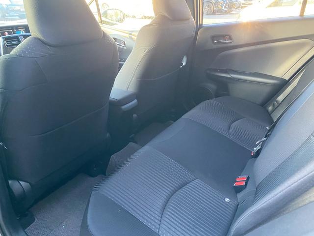 プリウス Ｓ　カロッツェリアメモリーナビ　オートマチックハイビーム　バックカメラ　革巻ハンドル　ＥＴＣ車載器　トノカバー　プリクラッシュセーフティ　レーダークルーズコントロール　ＬＥＤヘッドライト（38枚目）