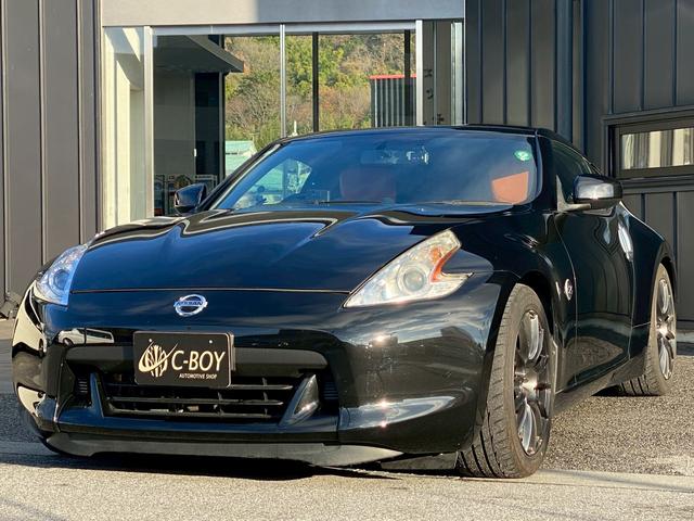 フェアレディＺ バージョンＳＴ　純正ＨＤＤナビ　フルセグ地デジＴＶ　ブルートゥースハンズフリー　パドルシフト　パワーシート　シートヒーター　ＢＯＳＥサウンドシステム　ディスチャージヘッドライト　前後ドライブレコーダー（5枚目）