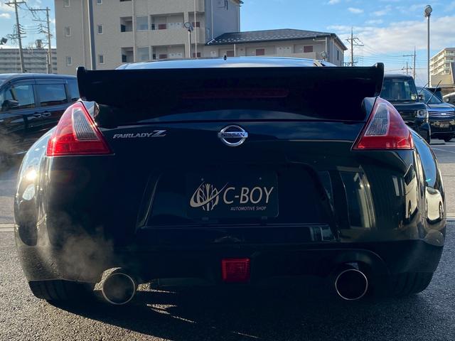 フェアレディＺ バージョンＳＴ　純正ＨＤＤナビ　フルセグ地デジＴＶ　ブルートゥースハンズフリー　パドルシフト　パワーシート　シートヒーター　ＢＯＳＥサウンドシステム　ディスチャージヘッドライト　前後ドライブレコーダー（10枚目）