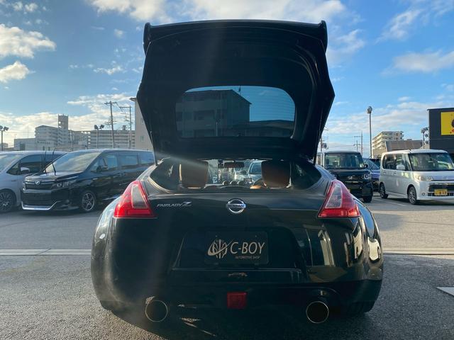 フェアレディＺ バージョンＳＴ　純正ＨＤＤナビ　フルセグ地デジＴＶ　ブルートゥースハンズフリー　パドルシフト　パワーシート　シートヒーター　ＢＯＳＥサウンドシステム　ディスチャージヘッドライト　前後ドライブレコーダー（13枚目）