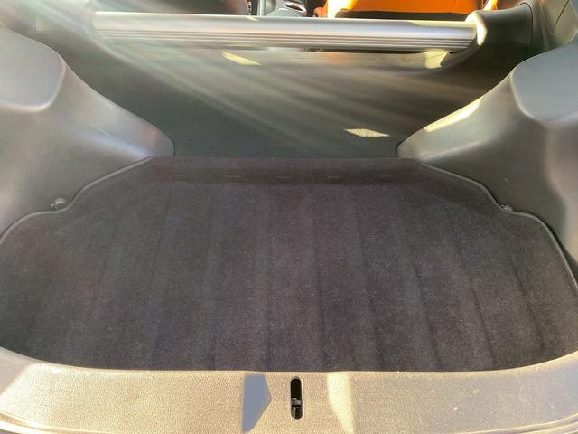 フェアレディＺ バージョンＳＴ　純正ＨＤＤナビ　フルセグ地デジＴＶ　ブルートゥースハンズフリー　パドルシフト　パワーシート　シートヒーター　ＢＯＳＥサウンドシステム　ディスチャージヘッドライト　前後ドライブレコーダー（14枚目）