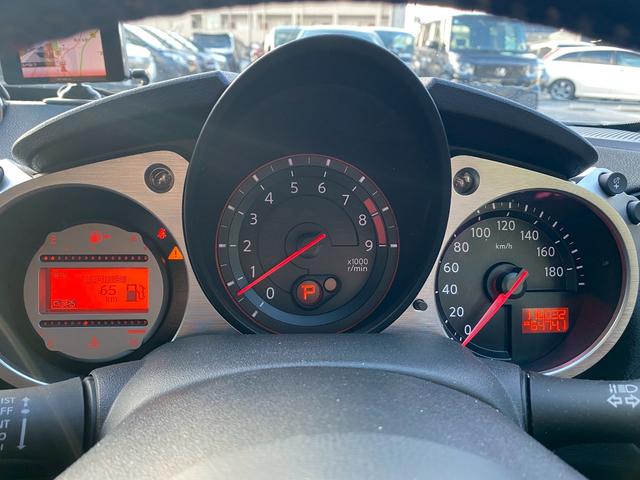 フェアレディＺ バージョンＳＴ　純正ＨＤＤナビ　フルセグ地デジＴＶ　ブルートゥースハンズフリー　パドルシフト　パワーシート　シートヒーター　ＢＯＳＥサウンドシステム　ディスチャージヘッドライト　前後ドライブレコーダー（17枚目）