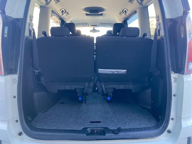 セレナ ハイウェイスター　Ｖセレクション　純正９インチＳＤナビ　フルセグ地デジＴＶ　ブルートゥース　純正フリップダウンモニター　ビルトインＥＴＣ　バックカメラ　両側パワースライドドア　アイドリングストップ　エマージェンシーブレーキ　ＴＶキット（14枚目）