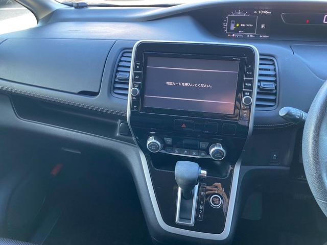 セレナ ハイウェイスター　Ｖセレクション　純正９インチＳＤナビ　フルセグ地デジＴＶ　ブルートゥース　純正フリップダウンモニター　ビルトインＥＴＣ　バックカメラ　両側パワースライドドア　アイドリングストップ　エマージェンシーブレーキ　ＴＶキット（21枚目）