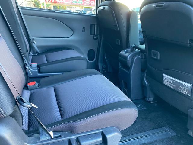 セレナ ハイウェイスター　Ｖセレクション　純正９インチＳＤナビ　フルセグ地デジＴＶ　ブルートゥース　純正フリップダウンモニター　ビルトインＥＴＣ　バックカメラ　両側パワースライドドア　アイドリングストップ　エマージェンシーブレーキ　ＴＶキット（42枚目）