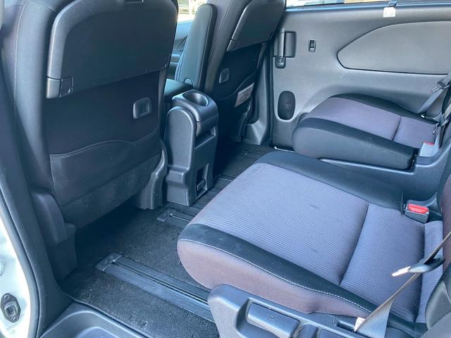 セレナ ハイウェイスター　Ｖセレクション　純正９インチＳＤナビ　フルセグ地デジＴＶ　ブルートゥース　純正フリップダウンモニター　ビルトインＥＴＣ　バックカメラ　両側パワースライドドア　アイドリングストップ　エマージェンシーブレーキ　ＴＶキット（43枚目）