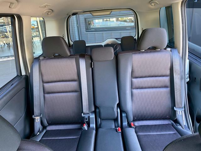 セレナ ハイウェイスター　Ｖセレクション　純正９インチＳＤナビ　フルセグ地デジＴＶ　ブルートゥース　純正フリップダウンモニター　ビルトインＥＴＣ　バックカメラ　両側パワースライドドア　アイドリングストップ　エマージェンシーブレーキ　ＴＶキット（48枚目）