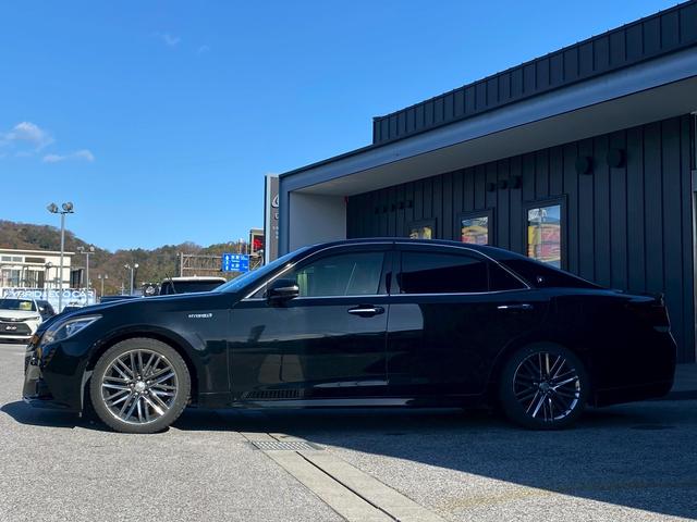 クラウンハイブリッド アスリートS 黒革エアーシート 純正HDDマルチ サンルーフ ビルトインETC バックカメラ プリクラッシュセーフティ レーダークルーズコントロール フルセグ地デジTV ブルートゥース クリアランスソナー(12枚目)