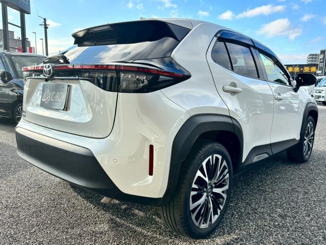 ヤリスクロス Ｚ　純正ディスプレイオーディオ　ブルートゥース　ミラキャスト　パノラミックビューモニター　ビルトインＥＴＣ　プリクラッシュセーフティ　レーダークルーズコントロール　前席シートヒーター　前後ドライブレコーダ（9枚目）