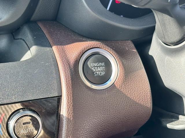 ヤリスクロス Ｚ　純正ディスプレイオーディオ　ブルートゥース　ミラキャスト　パノラミックビューモニター　ビルトインＥＴＣ　プリクラッシュセーフティ　レーダークルーズコントロール　前席シートヒーター　前後ドライブレコーダ（27枚目）