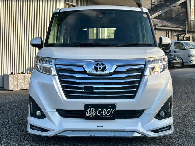 ルーミー カスタムＧ　Ｓ　モデリスタエアロキット　純正９インチＳＤナビ　フルセグ地デジＴＶ　ブルートゥース　パノラミックビューモニター　両側パワースライドドア　スライドドアサンシェード　スマートアシスト　クルーズコントロール（6枚目）