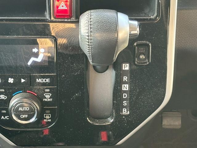 ルーミー カスタムＧ　Ｓ　モデリスタエアロキット　純正９インチＳＤナビ　フルセグ地デジＴＶ　ブルートゥース　パノラミックビューモニター　両側パワースライドドア　スライドドアサンシェード　スマートアシスト　クルーズコントロール（22枚目）