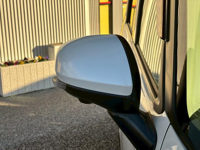 ルーミー カスタムＧ　Ｓ　モデリスタエアロキット　純正９インチＳＤナビ　フルセグ地デジＴＶ　ブルートゥース　パノラミックビューモニター　両側パワースライドドア　スライドドアサンシェード　スマートアシスト　クルーズコントロール（37枚目）