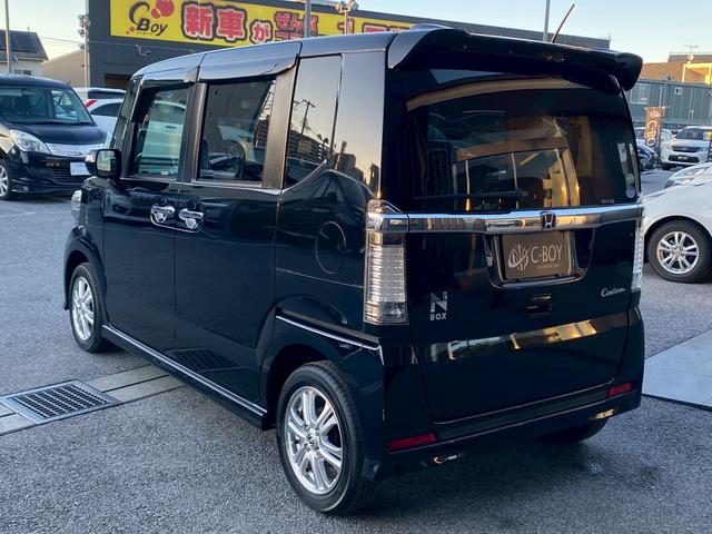 Ｎ－ＢＯＸカスタム Ｇ・Ｌパッケージ　純正メモリーナビ　ワンセグＴＶ　バックカメラ　ＥＴＣ車載器　両側パワースライドドア　ディスチャージヘッドライト　スマートキー＆プッシュスタート　純正１４インチアルミ　純正フリップダウンモニター（11枚目）
