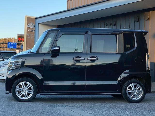 Ｎ－ＢＯＸカスタム Ｇ・Ｌパッケージ　純正メモリーナビ　ワンセグＴＶ　バックカメラ　ＥＴＣ車載器　両側パワースライドドア　ディスチャージヘッドライト　スマートキー＆プッシュスタート　純正１４インチアルミ　純正フリップダウンモニター（12枚目）