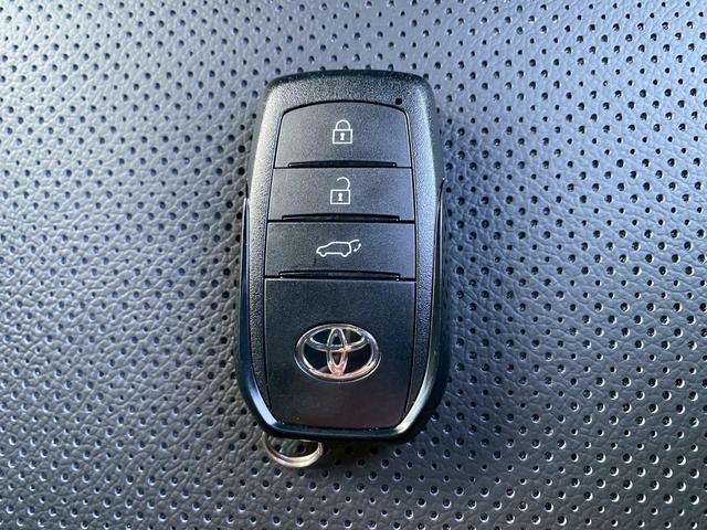 ランドクルーザー２５０ ＶＸ　純正ナビ　パノラマモニター　ビルトインＥＴＣ　シートヒーター　シートクーラー　ハンドルヒーター　タイプＣ・ＨＤＭＩ　ムーンルーフ　革シート　デジタルインナーミラー　コンソールボックス（50枚目）