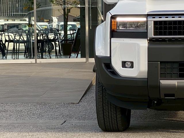 ランドクルーザー２５０ ＶＸ　純正ナビ　パノラマモニター　ビルトインＥＴＣ　シートヒーター　シートクーラー　ハンドルヒーター　タイプＣ・ＨＤＭＩ　ムーンルーフ　革シート　デジタルインナーミラー　コンソールボックス（52枚目）