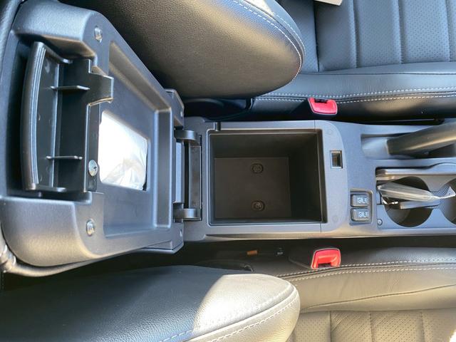 ランサー ＧＳＲプレミアムエボリューションＸ　ワンオーナー　純正ナビ　フルセグＴＶ　ブルートゥース　ＥＴＣ　４ＷＤ　シートヒーター　パドルシフト　ステアリングスイッチ　レカロシート　ブレンボキャリパー　ＢＢＳアルミホイール（25枚目）