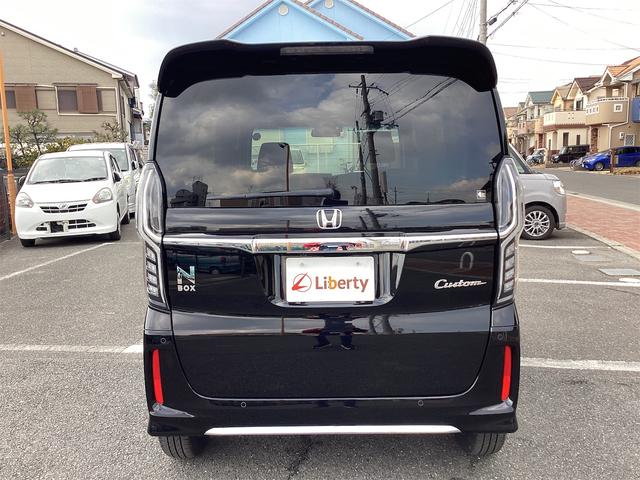 ホンダ N-BOXカスタム 16枚目