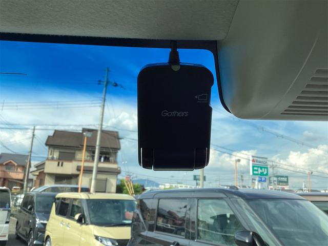 Ｎ－ＢＯＸ Ｇ・Ｌホンダセンシング　純正８インチナビ　ドライブレコーダー　ＥＴＣ　バックカメラ　両側電動スライドドア　オートクルーズコントロール　レーンアシスト　衝突被害軽減システム　オートライト　ＬＥＤヘッドランプ　スマートキー（13枚目）