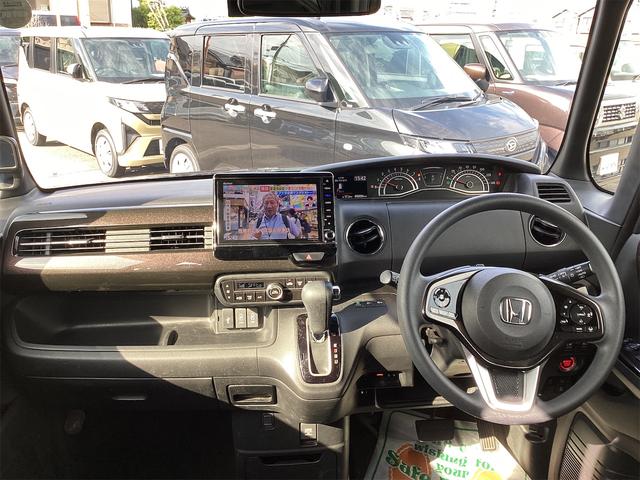 Ｎ－ＢＯＸカスタム Ｇ・Ｌホンダセンシング　純正８インチナビ　ドライブレコーダー　バックカメラ　両側電動スライドドア　ＴＶ　クリアランスソナー　オートクルーズコントロール　レーンアシスト　衝突被害軽減システム　ＬＥＤヘッドランプ　スマートキー（5枚目）