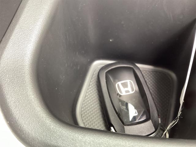 N-BOX ベースグレード バックカメラ 両側スライド・片側電動 クリアランスソナー オートクルーズコントロール レーンアシスト 衝突被害軽減システム オートライト LEDヘッドランプ スマートキー アイドリングストップ(34枚目)