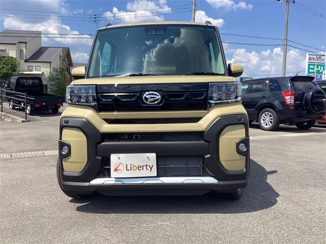 タント ファンクロスターボ　バックカメラ　両側電動スライドドア　クリアランスソナー　衝突被害軽減システム　オートライト　ＬＥＤヘッドランプ　スマートキー　アイドリングストップ　電動格納ミラー　シートヒーター　ベンチシート　ＣＶＴ（15枚目）