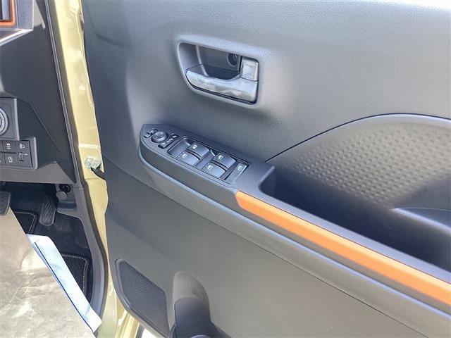 タント ファンクロスターボ　バックカメラ　両側電動スライドドア　クリアランスソナー　衝突被害軽減システム　オートライト　ＬＥＤヘッドランプ　スマートキー　アイドリングストップ　電動格納ミラー　シートヒーター　ベンチシート　ＣＶＴ（30枚目）