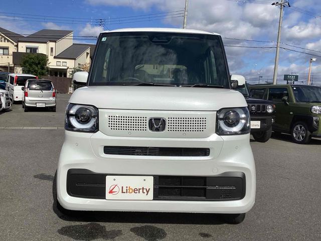 N-BOX ベースグレード バックカメラ 両側スライド・片側電動 クリアランスソナー オートクルーズコントロール レーンアシスト オートライト スマートキー アイドリングストップ 電動格納ミラー シートヒーター ベンチシート(9枚目)