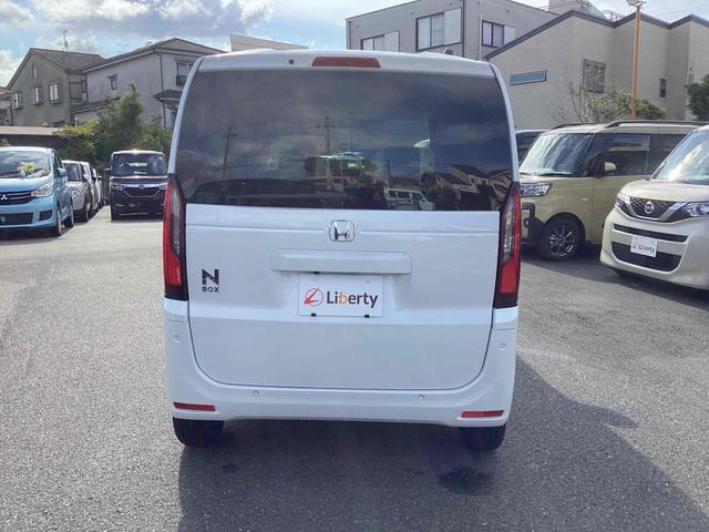 N-BOX ベースグレード バックカメラ 両側スライド・片側電動 クリアランスソナー オートクルーズコントロール レーンアシスト オートライト スマートキー アイドリングストップ 電動格納ミラー シートヒーター ベンチシート(12枚目)