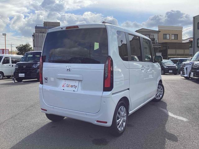 N-BOX ベースグレード バックカメラ 両側スライド・片側電動 クリアランスソナー オートクルーズコントロール レーンアシスト オートライト スマートキー アイドリングストップ 電動格納ミラー シートヒーター ベンチシート(13枚目)