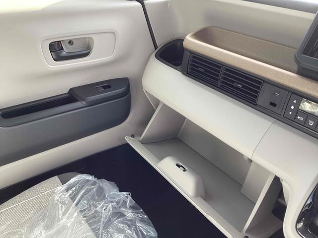 N-BOX ベースグレード バックカメラ 両側スライド・片側電動 クリアランスソナー オートクルーズコントロール レーンアシスト オートライト スマートキー アイドリングストップ 電動格納ミラー シートヒーター ベンチシート(41枚目)