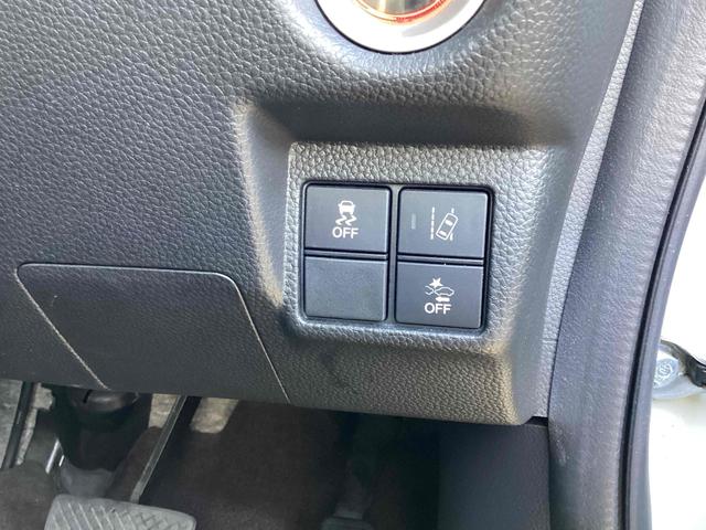 Ｎ－ＢＯＸカスタム Ｇ・Ｌホンダセンシング　ＥＴＣ　バックカメラ　両側スライド・片側電動　ナビ　ＴＶ　クリアランスソナー　レーンアシスト　衝突被害軽減システム　スマートキー　アイドリングストップ　電動格納ミラー　ベンチシート　ＣＶＴ　ＥＳＣ（12枚目）