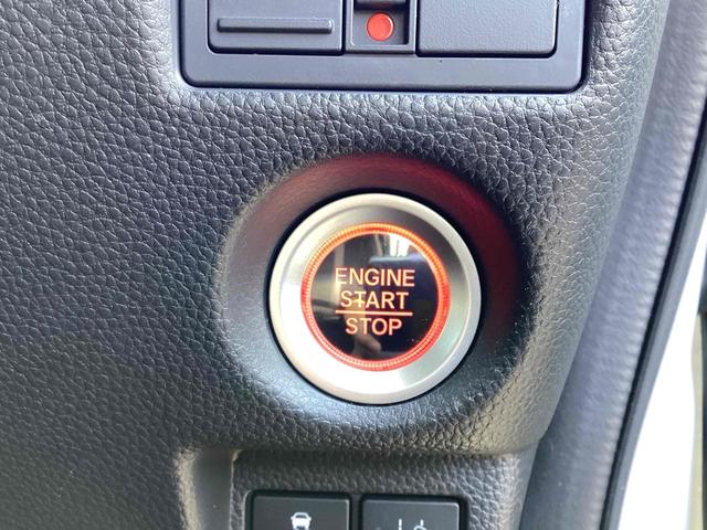 Ｎ－ＢＯＸカスタム Ｇ・Ｌホンダセンシング　ＥＴＣ　バックカメラ　両側スライド・片側電動　ナビ　ＴＶ　クリアランスソナー　レーンアシスト　衝突被害軽減システム　スマートキー　アイドリングストップ　電動格納ミラー　ベンチシート　ＣＶＴ　ＥＳＣ（14枚目）